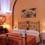 La Bed & Breakfast 4*