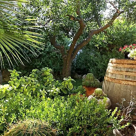 Bed and breakfast La 4*