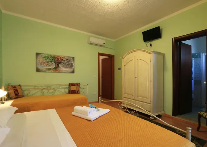 La Bed & Breakfast 4*